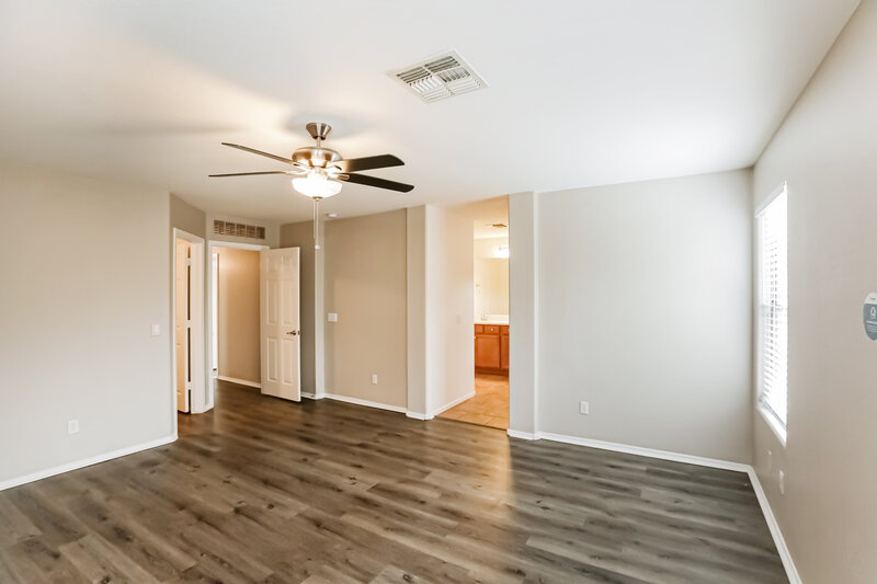 2,175/Mo, 2109 W Nancy Ln Phoenix, AZ 85041 Main Bedroom View 2