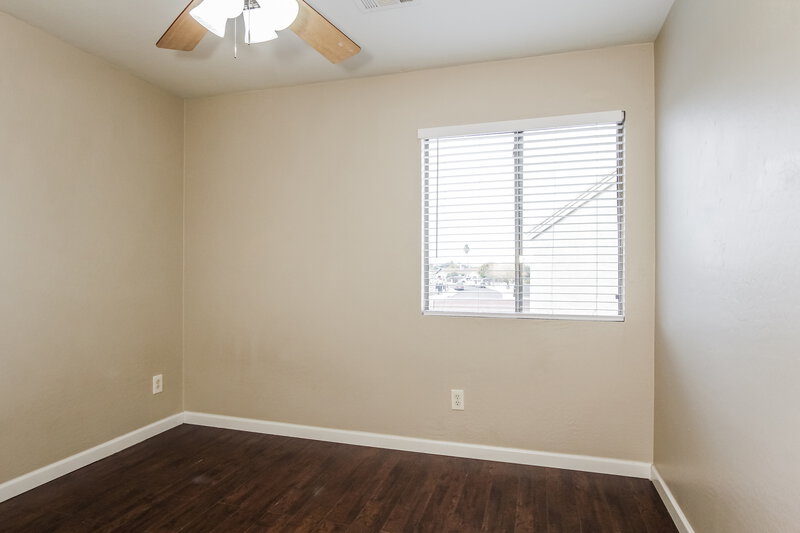 2,210/Mo, 10637 W Nez Perce Street Tolleson, AZ 85353 Bedroom View 2