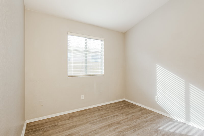 2,035/Mo, 6640 S 44th Ave Laveen, AZ 85339 Bedroom View