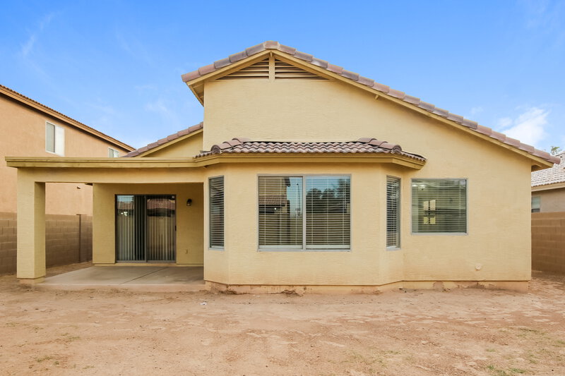 2,035/Mo, 6640 S 44th Ave Laveen, AZ 85339 Rear View