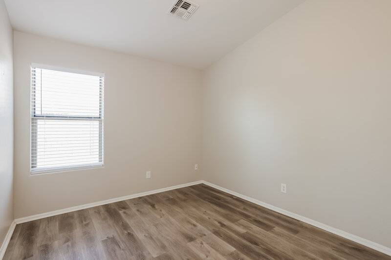 2,970/Mo, 3709 S 71st Dr Phoenix, AZ 85043 Bedroom View 2