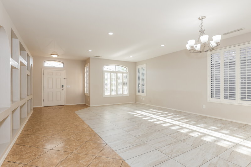 2,130/Mo, 1913 S 83rd Dr Tolleson, AZ 85353 Dining Room View