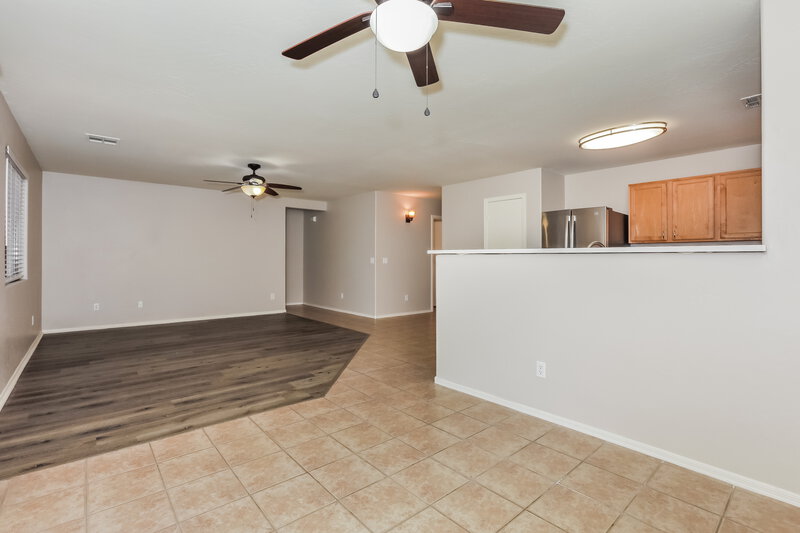 1,995/Mo, 2050 E Andalusian Loop Queen Creek, AZ 85140 Dining Room View 2