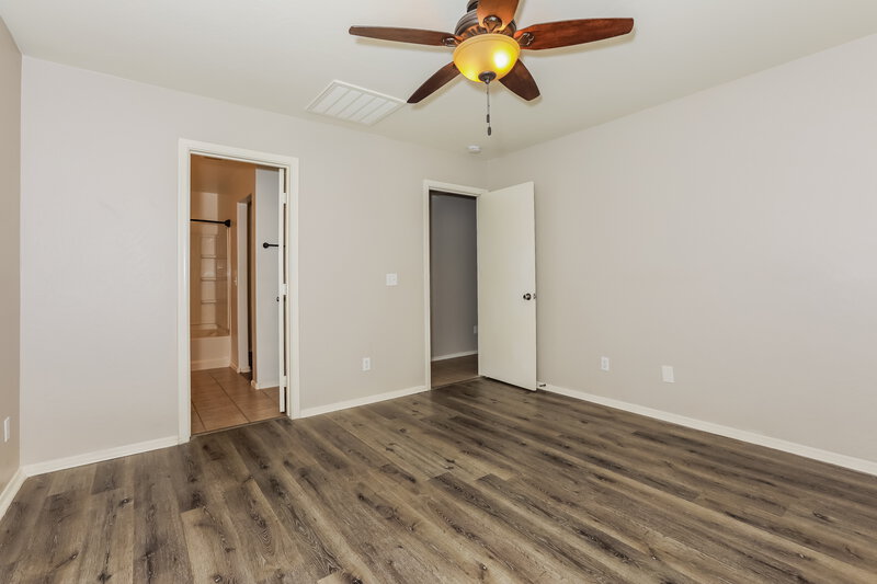 1,995/Mo, 2050 E Andalusian Loop Queen Creek, AZ 85140 Main Bedroom View