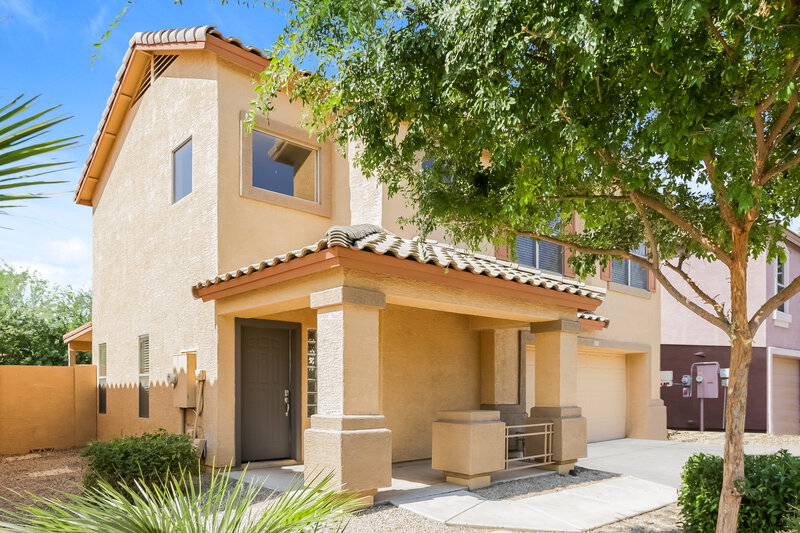 1,940/Mo, 12933 W Monte Vista Avondale, AZ 85392 Front View