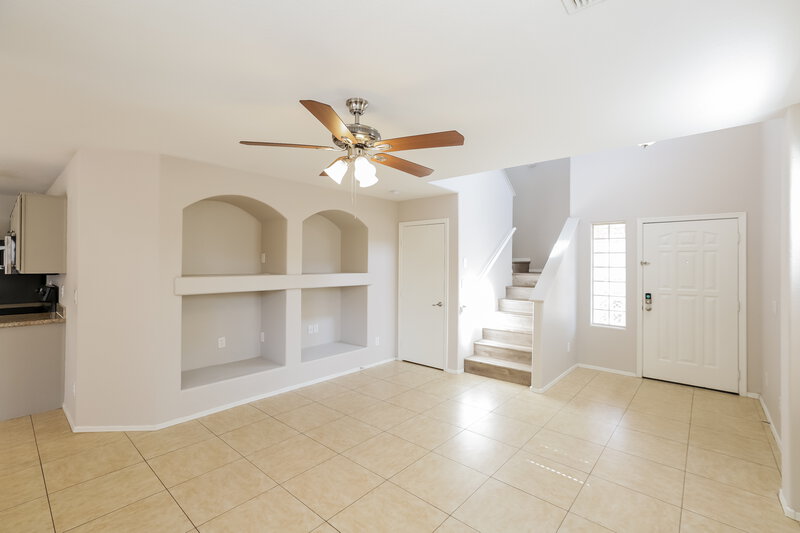 1,940/Mo, 12933 W Monte Vista Avondale, AZ 85392 Living Room View 2