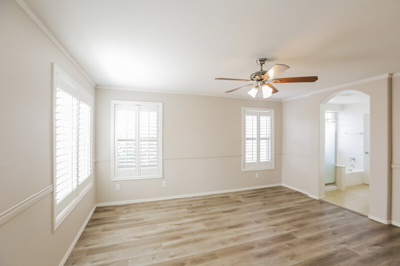 1,940/Mo, 12933 W Monte Vista Avondale, AZ 85392 Main Bedroom View