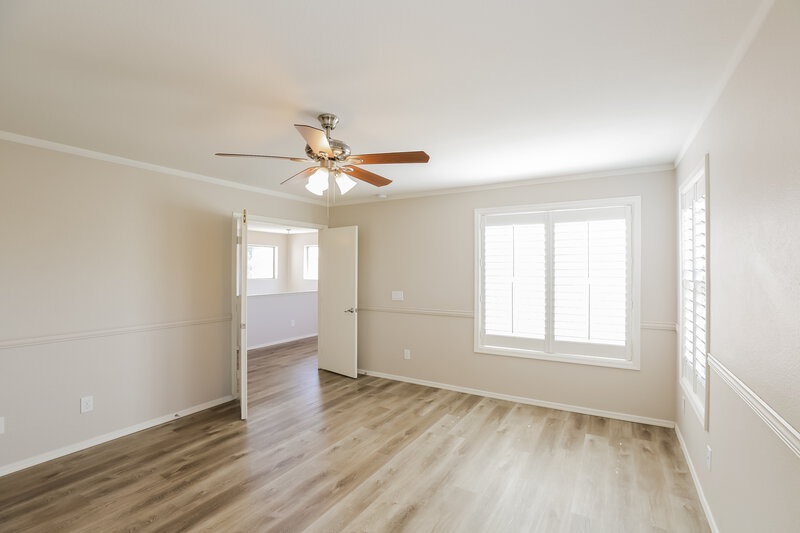 1,940/Mo, 12933 W Monte Vista Avondale, AZ 85392 Main Bedroom View 2