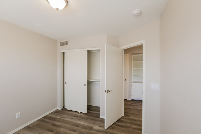 1,940/Mo, 12933 W Monte Vista Avondale, AZ 85392 Bedroom View 2