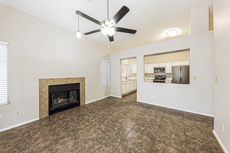 2,135/Mo, 7317 W Greer Ave Peoria, AZ 85345 Living Room View 4
