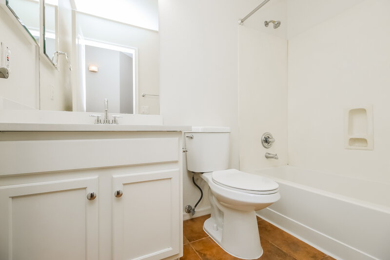 2,275/Mo, 9909 E Onza Ave Mesa, AZ 85212 Bathroom View