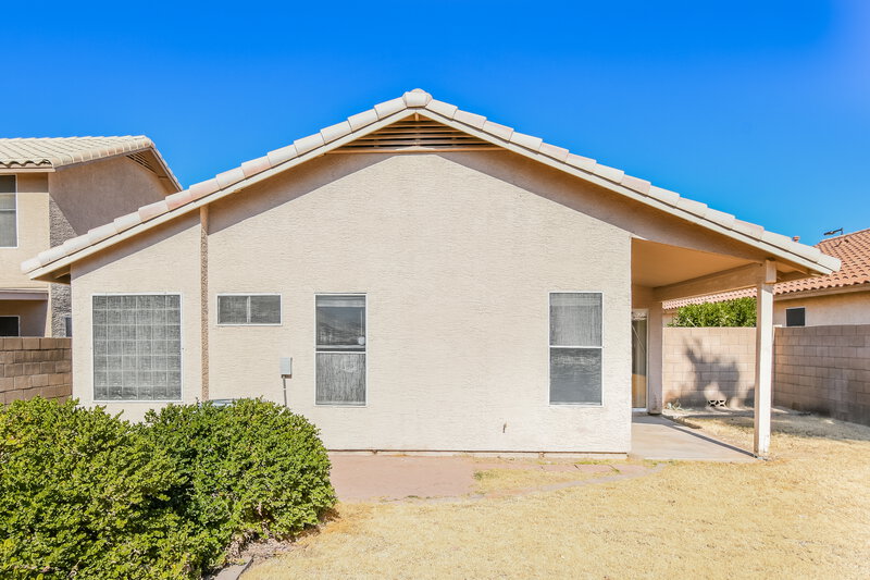 2,285/Mo, 3931 E San Remo Ave Gilbert, AZ 85234 Rear View 2