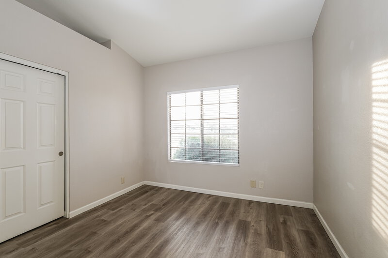 1,920/Mo, 11001 N 55th Ave Glendale, AZ 85304 Bedroom View 2