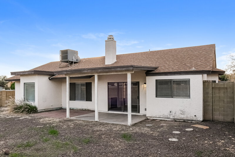 1,920/Mo, 11001 N 55th Ave Glendale, AZ 85304 Rear View