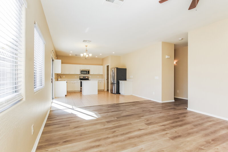 1,840/Mo, 16115 N 168th Ave Surprise, AZ 85388 Dining Room View 2