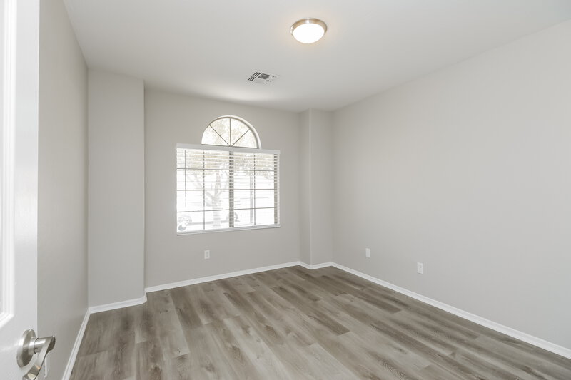 2,115/Mo, 2325 W Silver Creek Ln Queen Creek, AZ 85142 Bedroom View 2