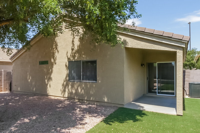 2,115/Mo, 2325 W Silver Creek Ln Queen Creek, AZ 85142 Rear View
