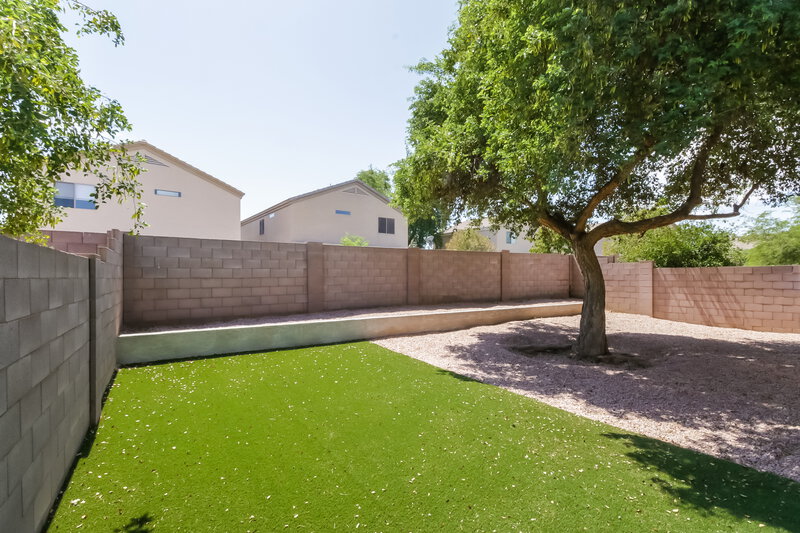 2,115/Mo, 2325 W Silver Creek Ln Queen Creek, AZ 85142 Rear View 2