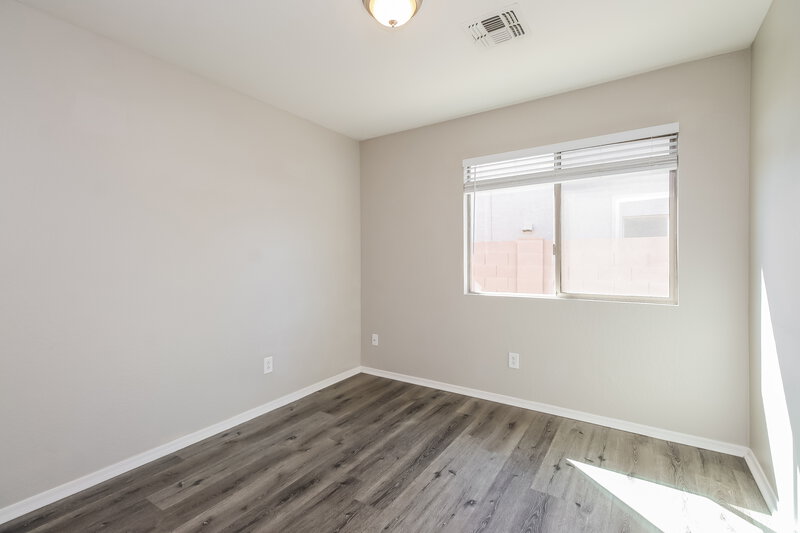 1,815/Mo, 501 S 112th Dr Avondale, AZ 85323 Bedroom View
