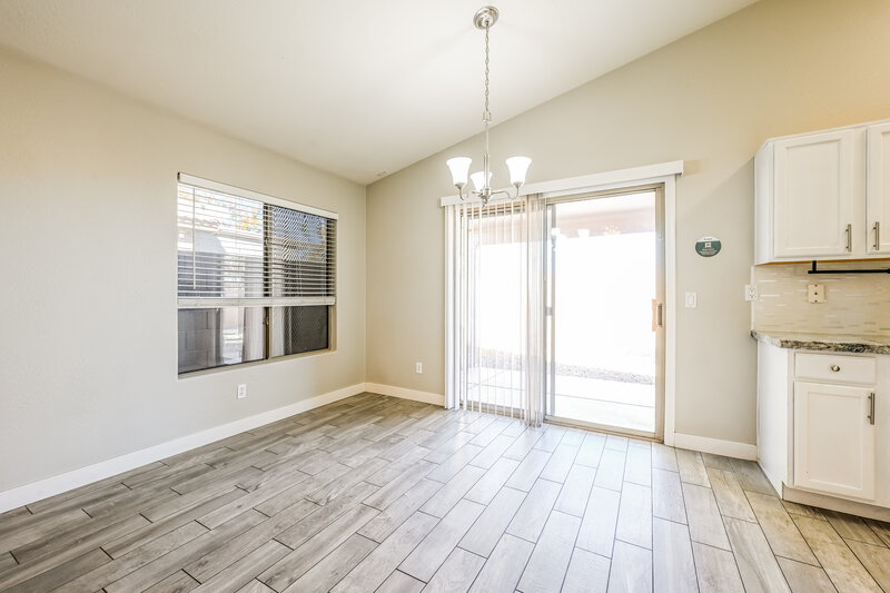 1,975/Mo, 17767 N Cornerstone Trl Surprise, AZ 85374 Dining Room View