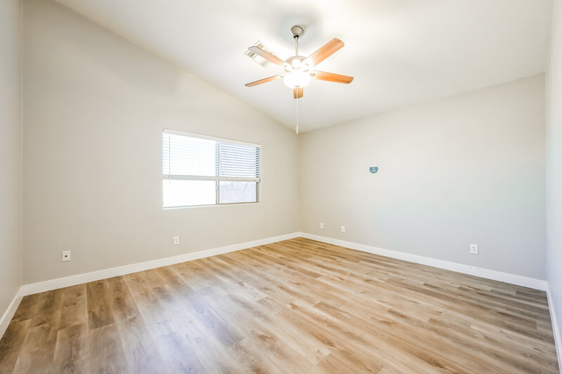 1,975/Mo, 17767 N Cornerstone Trl Surprise, AZ 85374 Main Bedroom View