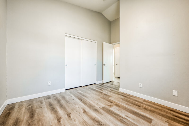1,975/Mo, 17767 N Cornerstone Trl Surprise, AZ 85374 Bedroom View 2