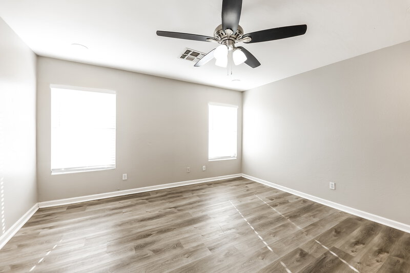 2,070/Mo, 12249 W Larkspur Rd El Mirage, AZ 85335 Main Bedroom View