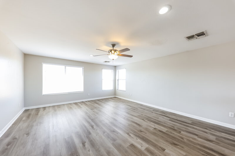 2,070/Mo, 12249 W Larkspur Rd El Mirage, AZ 85335 Loft View