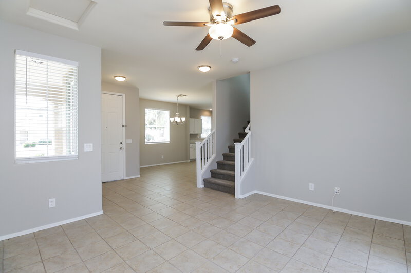 1,730/Mo, 3728 S 54th Gln Phoenix, AZ 85043 Living Room View 2