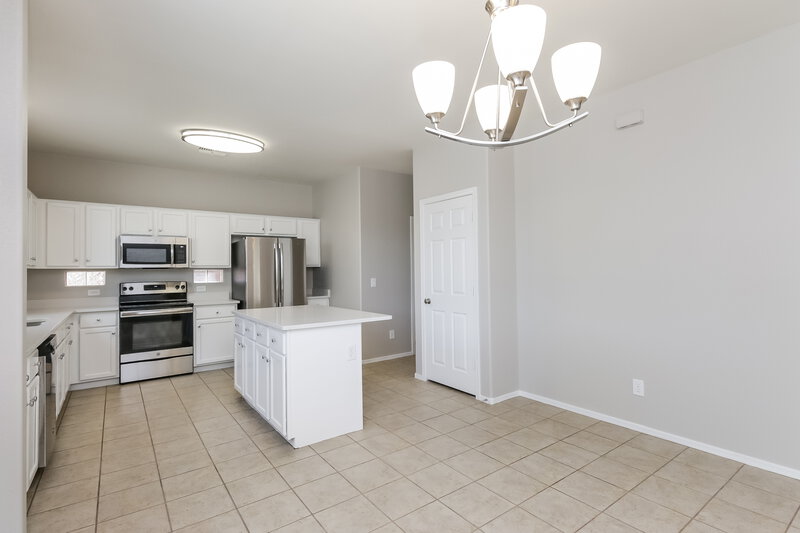 1,730/Mo, 3728 S 54th Gln Phoenix, AZ 85043 Breakfast Nook View 2