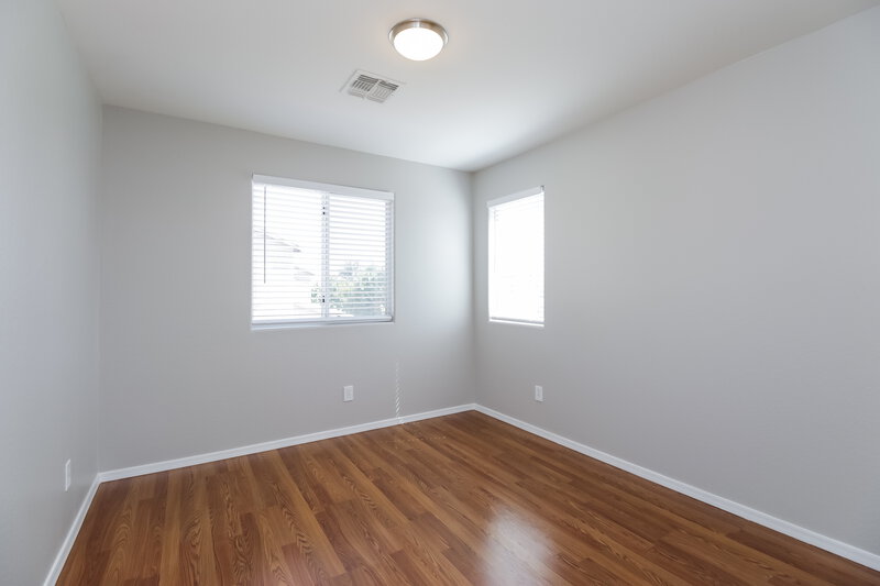 1,730/Mo, 3728 S 54th Gln Phoenix, AZ 85043 Bedroom View