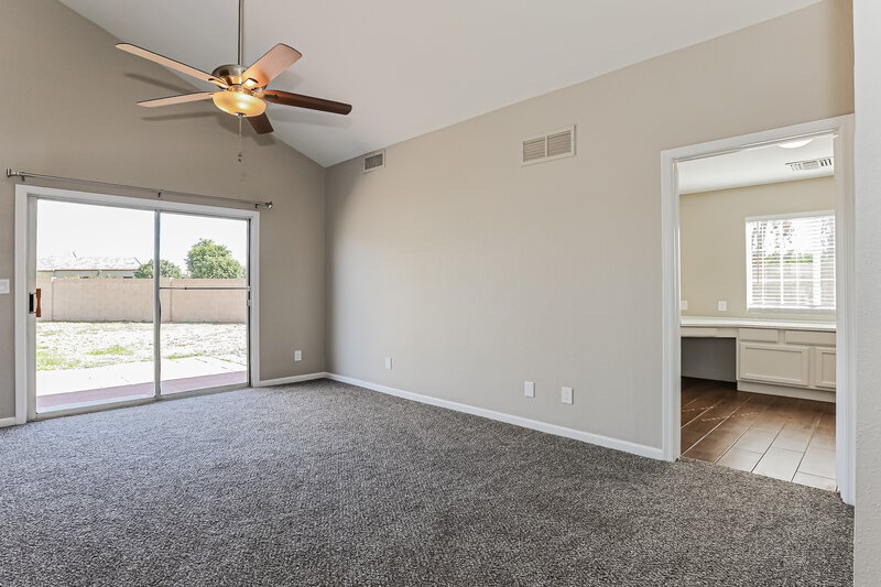 1,990/Mo, 3134 E McKellips Rd #11 Mesa, AZ 85213 Main Bedroom View