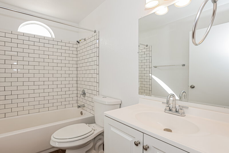 1,990/Mo, 3134 E McKellips Rd #11 Mesa, AZ 85213 Bathroom View