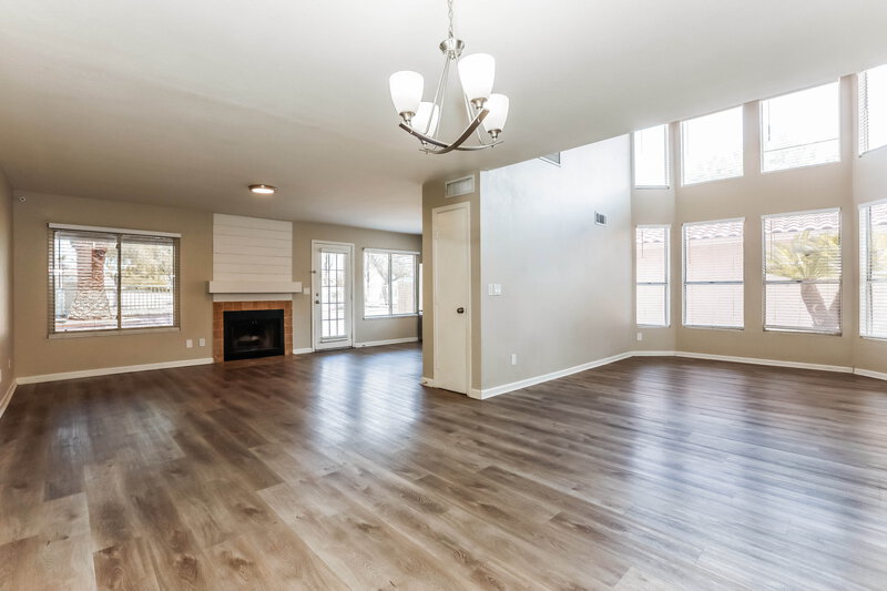 2,205/Mo, 5330 E Fairfield St Mesa, AZ 85205 Dining Room View