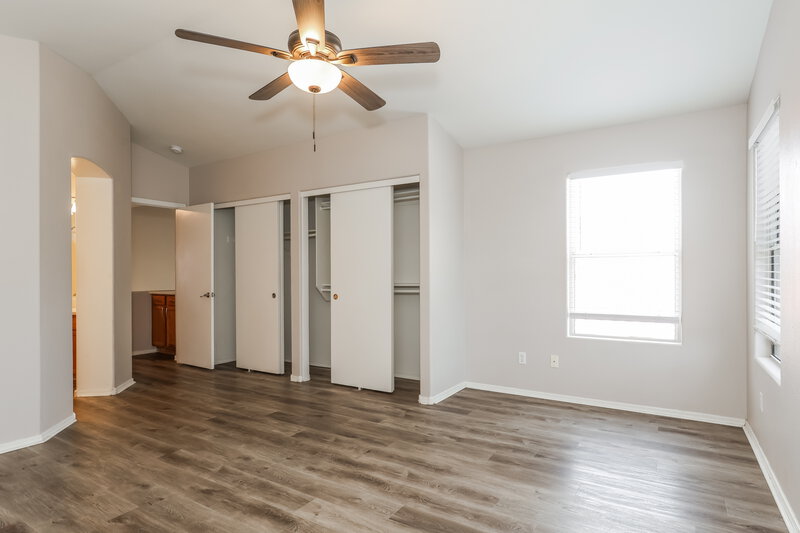 2,095/Mo, 17461 N 14th St Phoenix, AZ 85022 Main Bedroom View 2