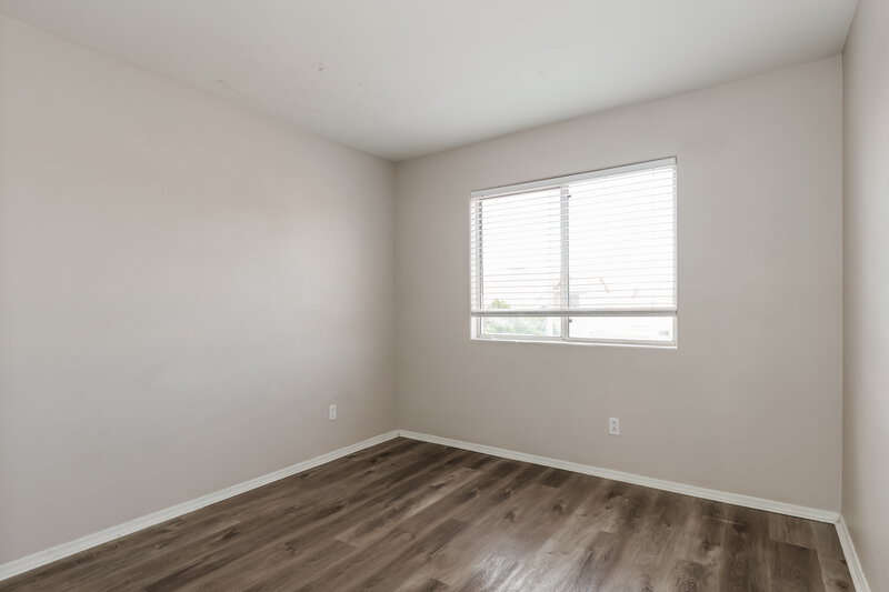 2,095/Mo, 17461 N 14th St Phoenix, AZ 85022 Bedroom View 2