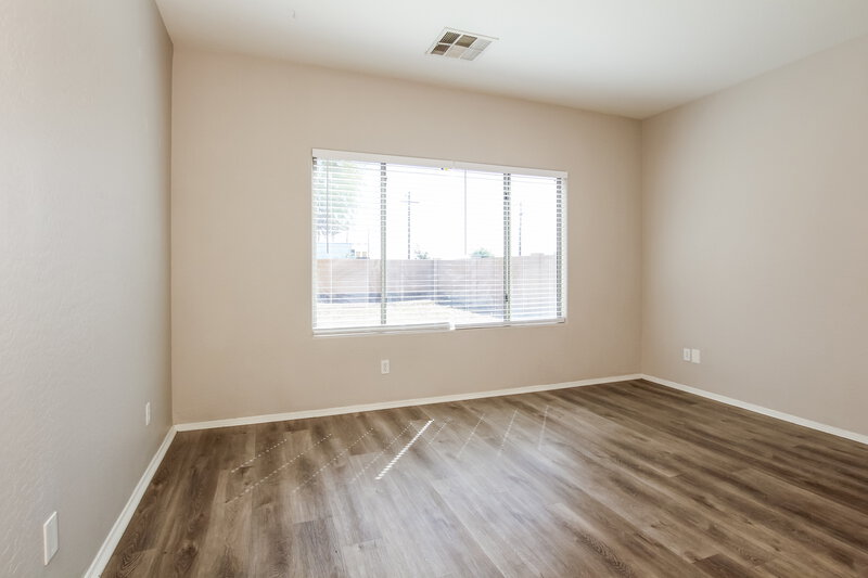2,195/Mo, 4723 S 99th Dr Tolleson, AZ 85353 Main Bedroom View