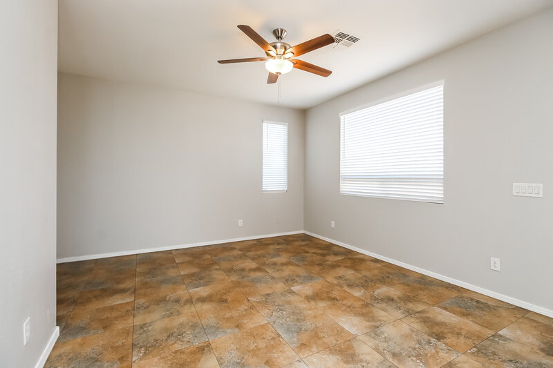 1,955/Mo, 2522 S 90th Gln Tolleson, AZ 85353 Living Room View