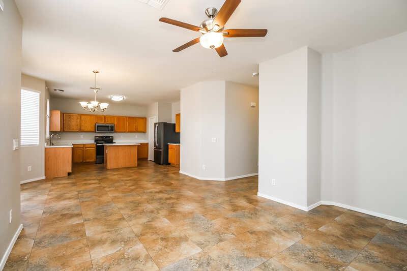 1,955/Mo, 2522 S 90th Gln Tolleson, AZ 85353 Living Room View 2