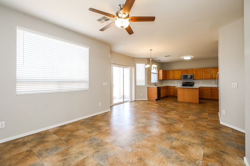 1,955/Mo, 2522 S 90th Gln Tolleson, AZ 85353 Living Room View 3