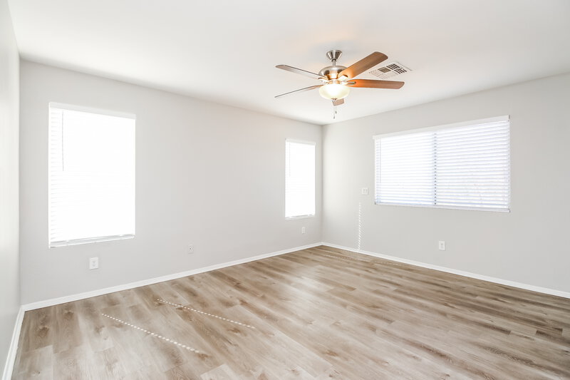 1,955/Mo, 2522 S 90th Gln Tolleson, AZ 85353 Main Bedroom View