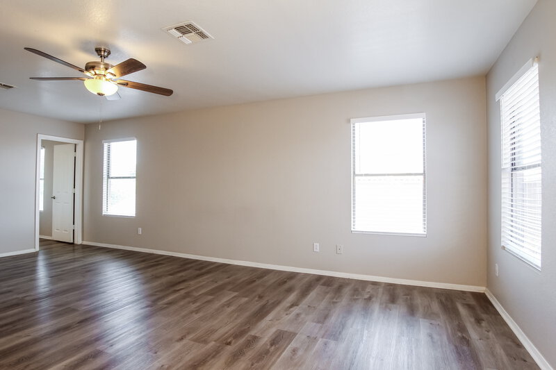 2,220/Mo, 16919 W Marshall Ln Surprise, AZ 85388 Main Bedroom View