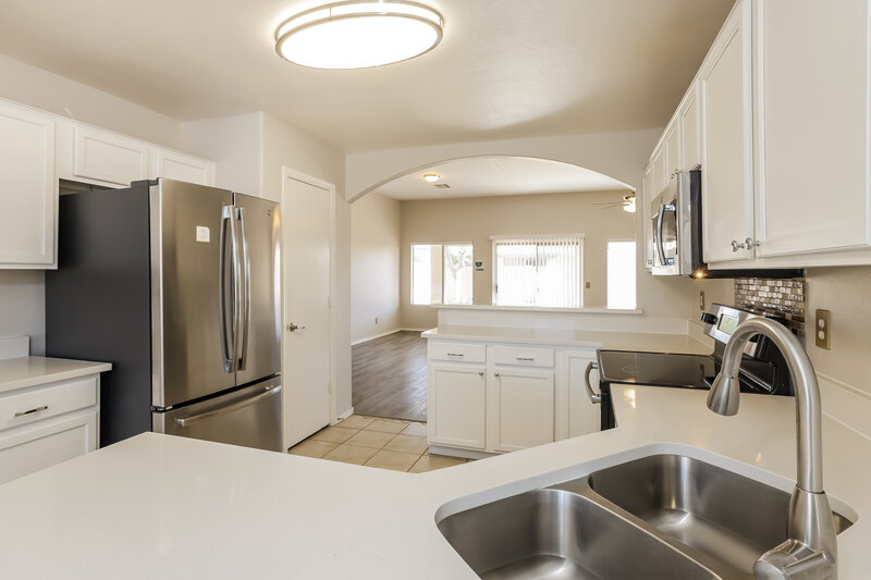 1,975/Mo, 14411 N 149th Dr Surprise, AZ 85379 Kitchen View 2