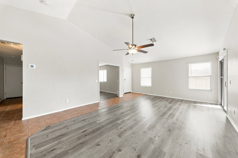2,005/Mo, 12501 W Mandalay Ln El Mirage, AZ 85335 Living Room View 2