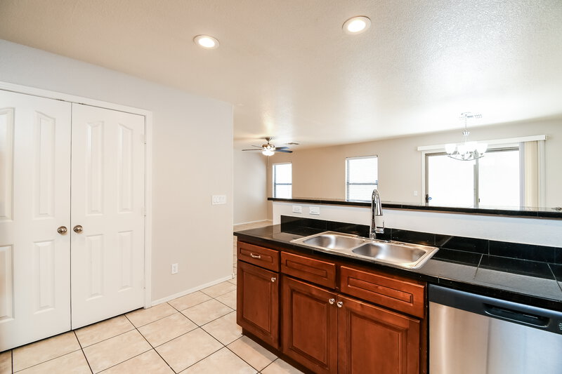 2,345/Mo, 5819 E Harmony Avenue Mesa, AZ 85206 Kitchen View