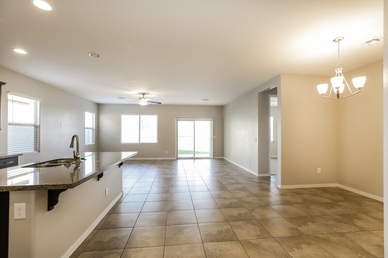 2,130/Mo, 3882 E Alamo St San Tan Valley, AZ 85140 Dining Room View 2
