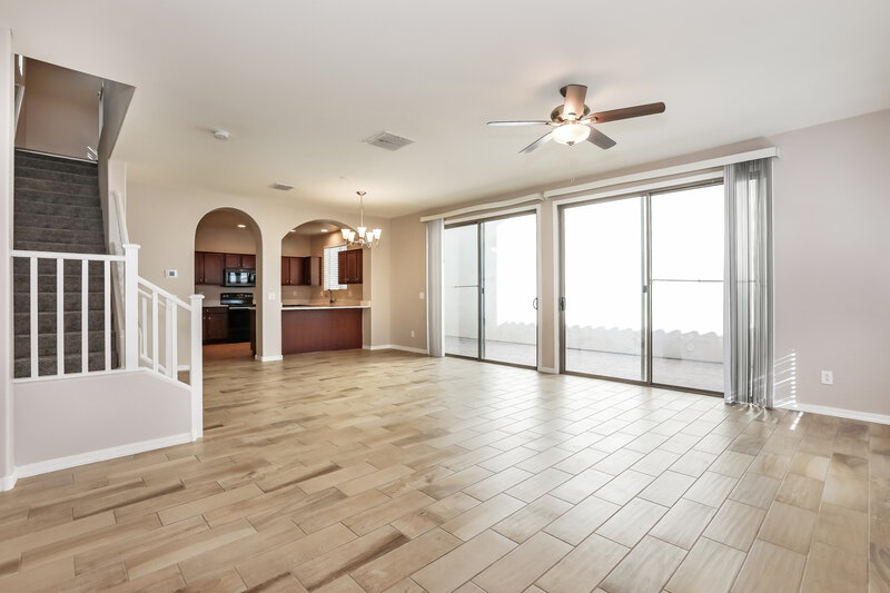 2,235/Mo, 2946 N 72nd St Mesa, AZ 85207 Living Room View