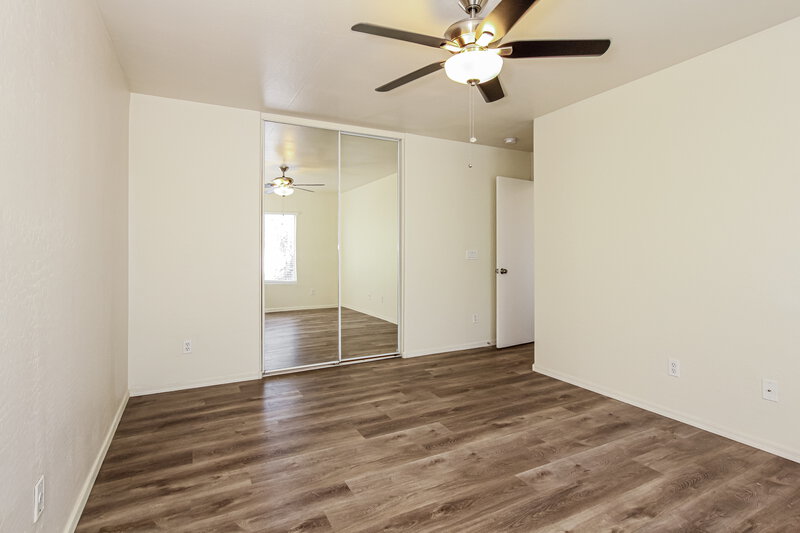 2,085/Mo, 6010 W Encinas Ln Phoenix, AZ 85043 Misc View 7