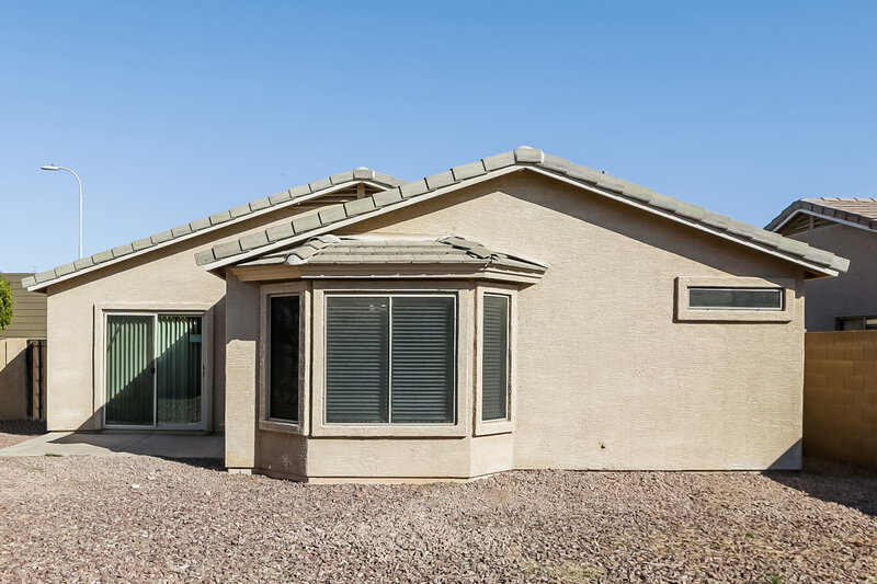 2,065/Mo, 3702 S 62nd Ave Phoenix, AZ 85043 Rear View