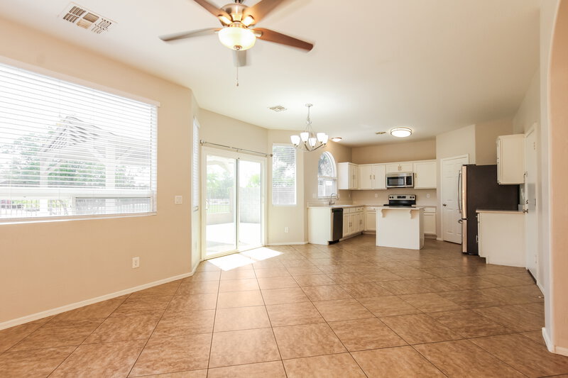1,875/Mo, 2655 S 89th Ave Tolleson, AZ 85353 Living Room View